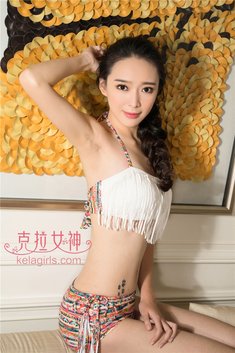 气质美女珊珊室内玉足写真图片(第21页)