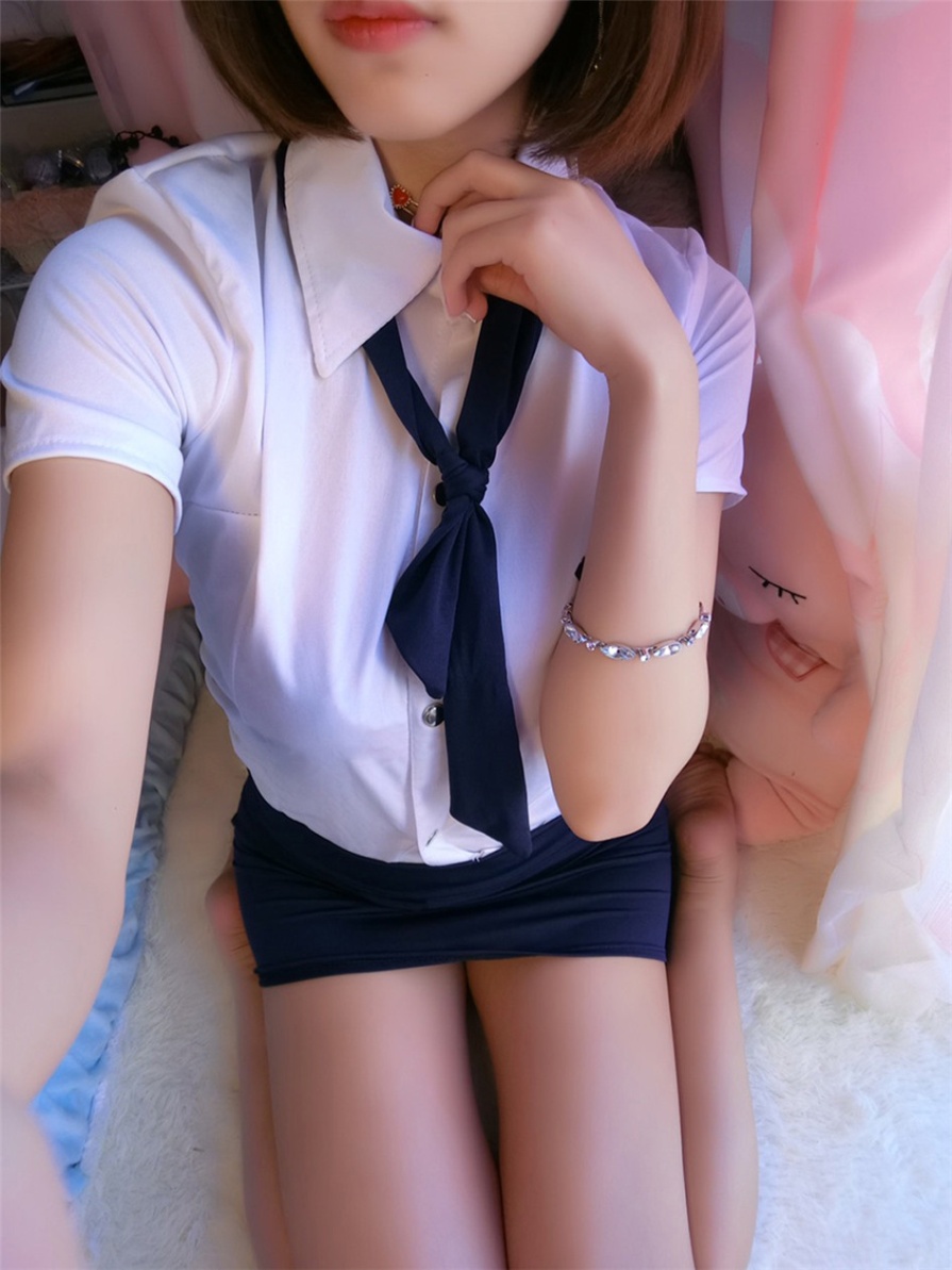甜美女生空姐制服美乳诱惑写真图片(第17页)