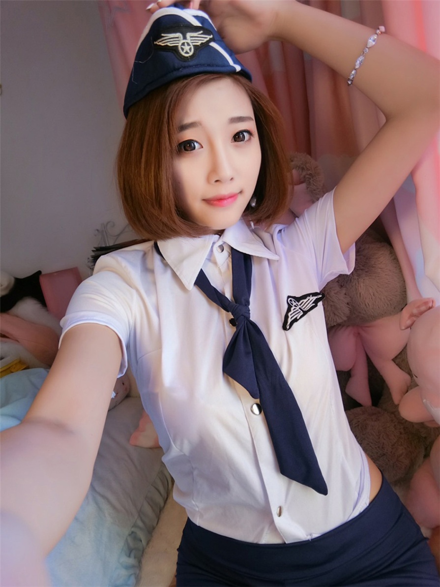 甜美女生空姐制服美乳诱惑写真图片(第27页)