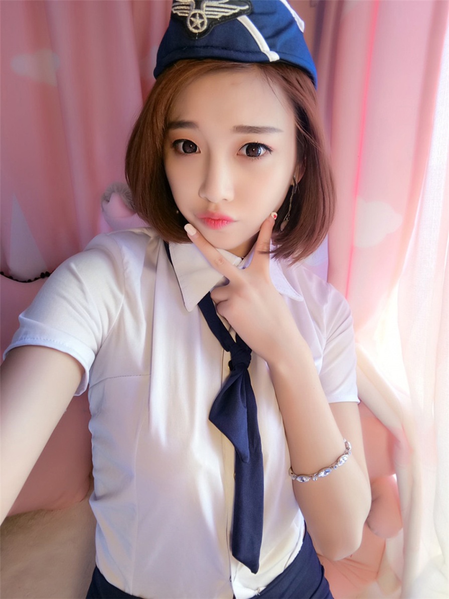 甜美女生空姐制服美乳诱惑写真图片(第33页)