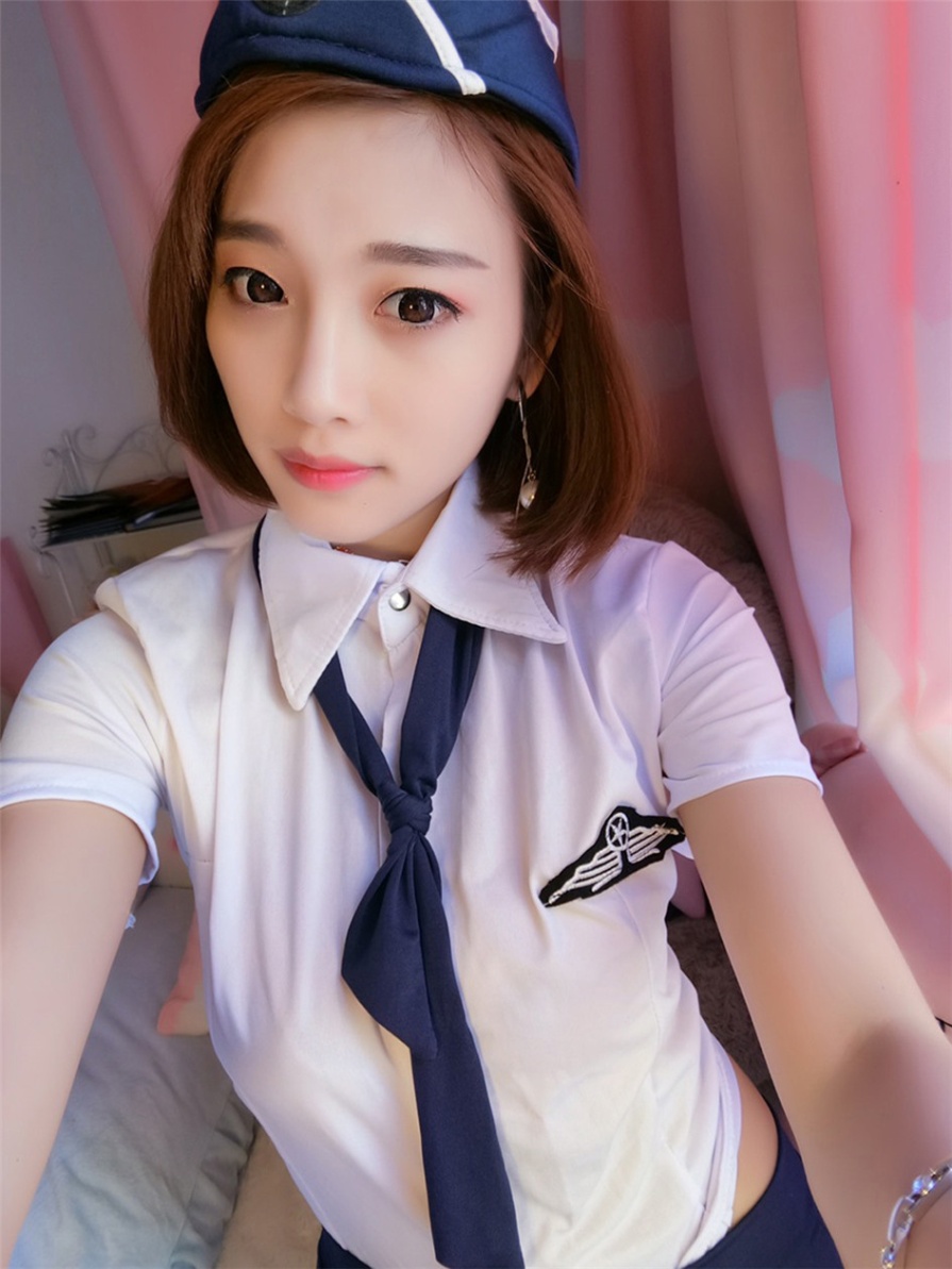 甜美女生空姐制服美乳诱惑写真图片(第41页)