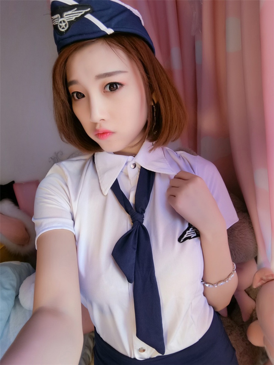甜美女生空姐制服美乳诱惑写真图片(第49页)