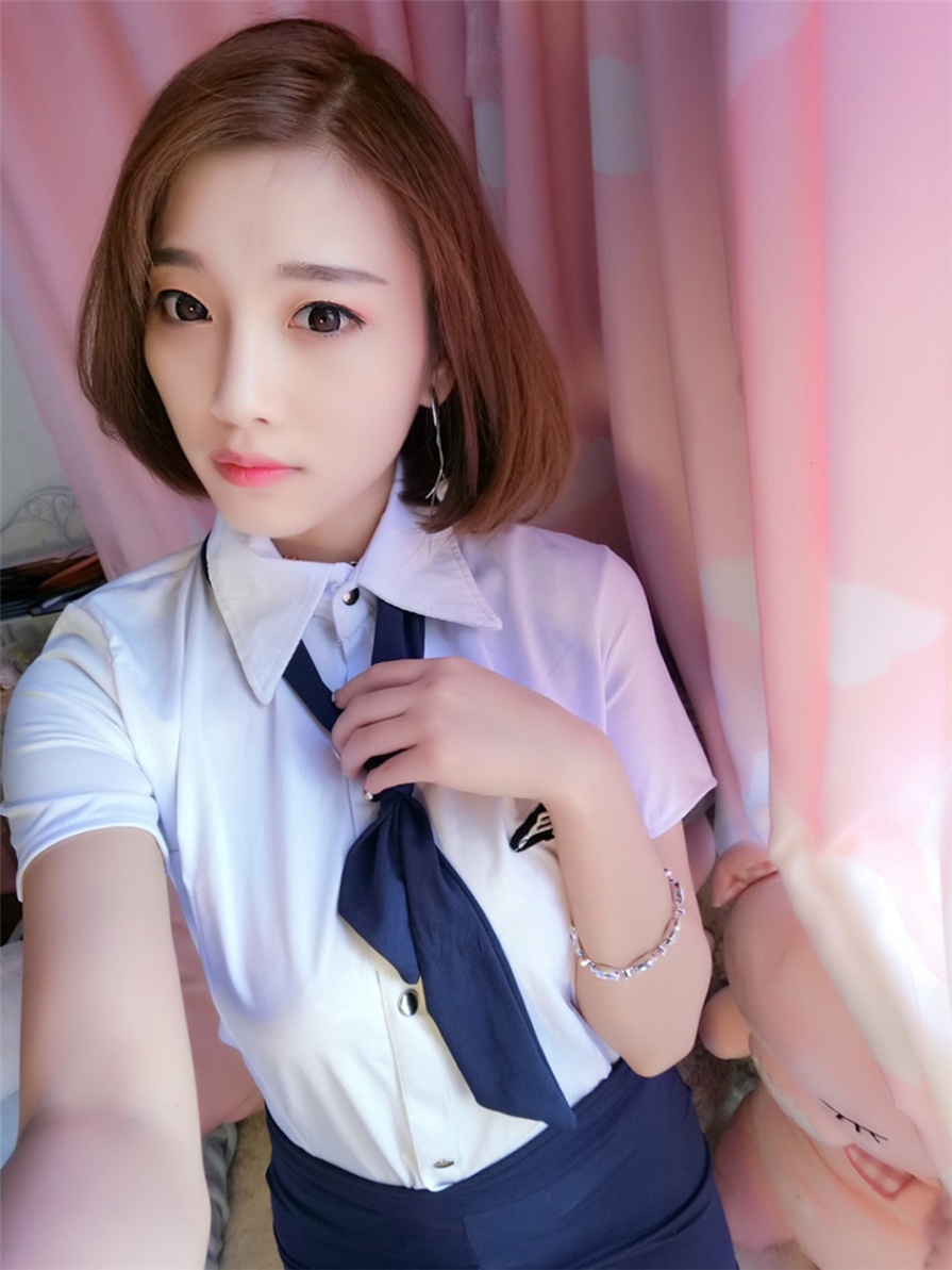 甜美女生空姐制服美乳诱惑写真图片(第52页)