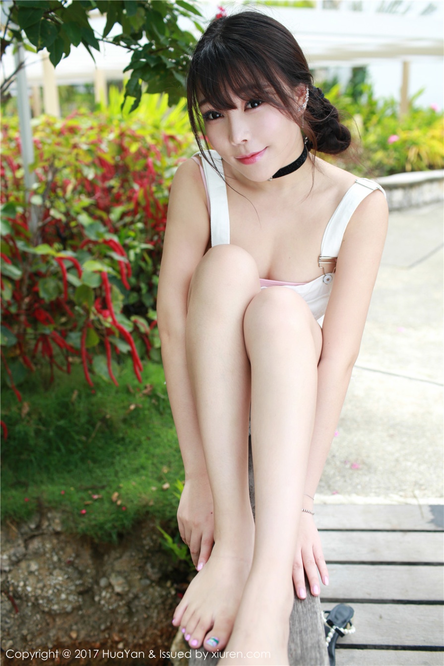 户外清纯美女芝芝Booty爆乳美臀高清撩人写真(第26页)