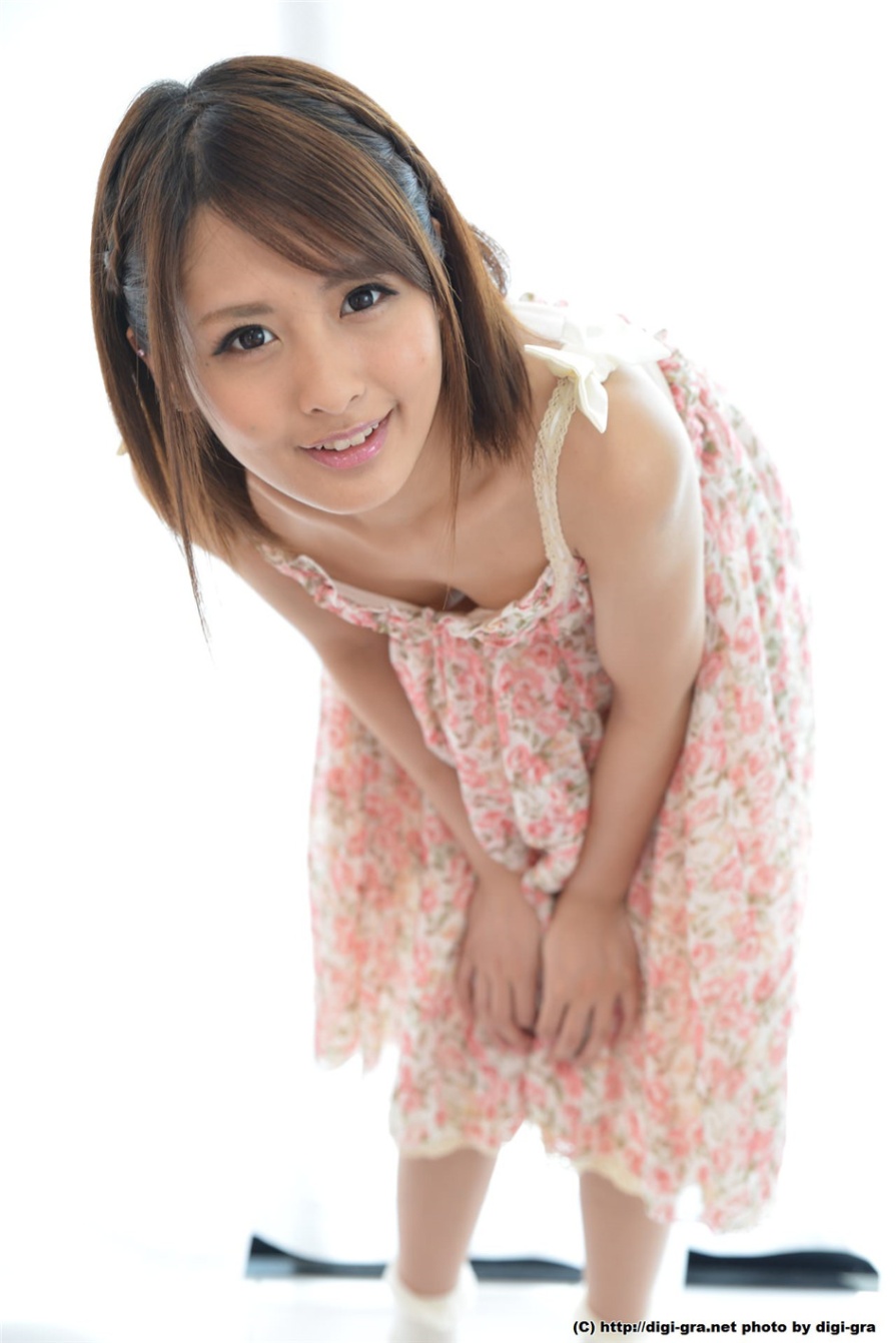 日本甜美女老师夏目優希大尺度私房照(第24页)