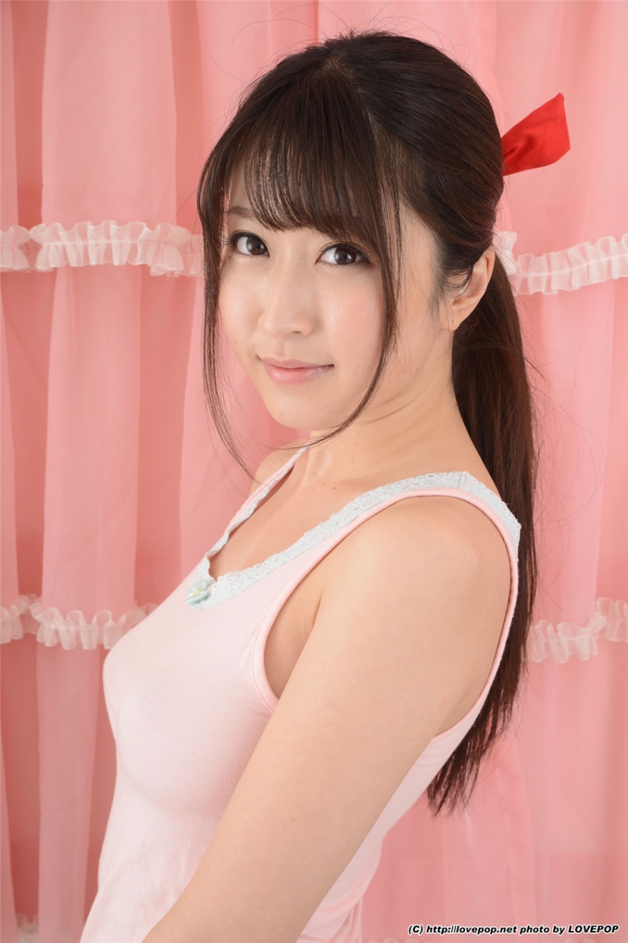 日本女优美里有紗房间内衣诱惑写真图片(第32页)