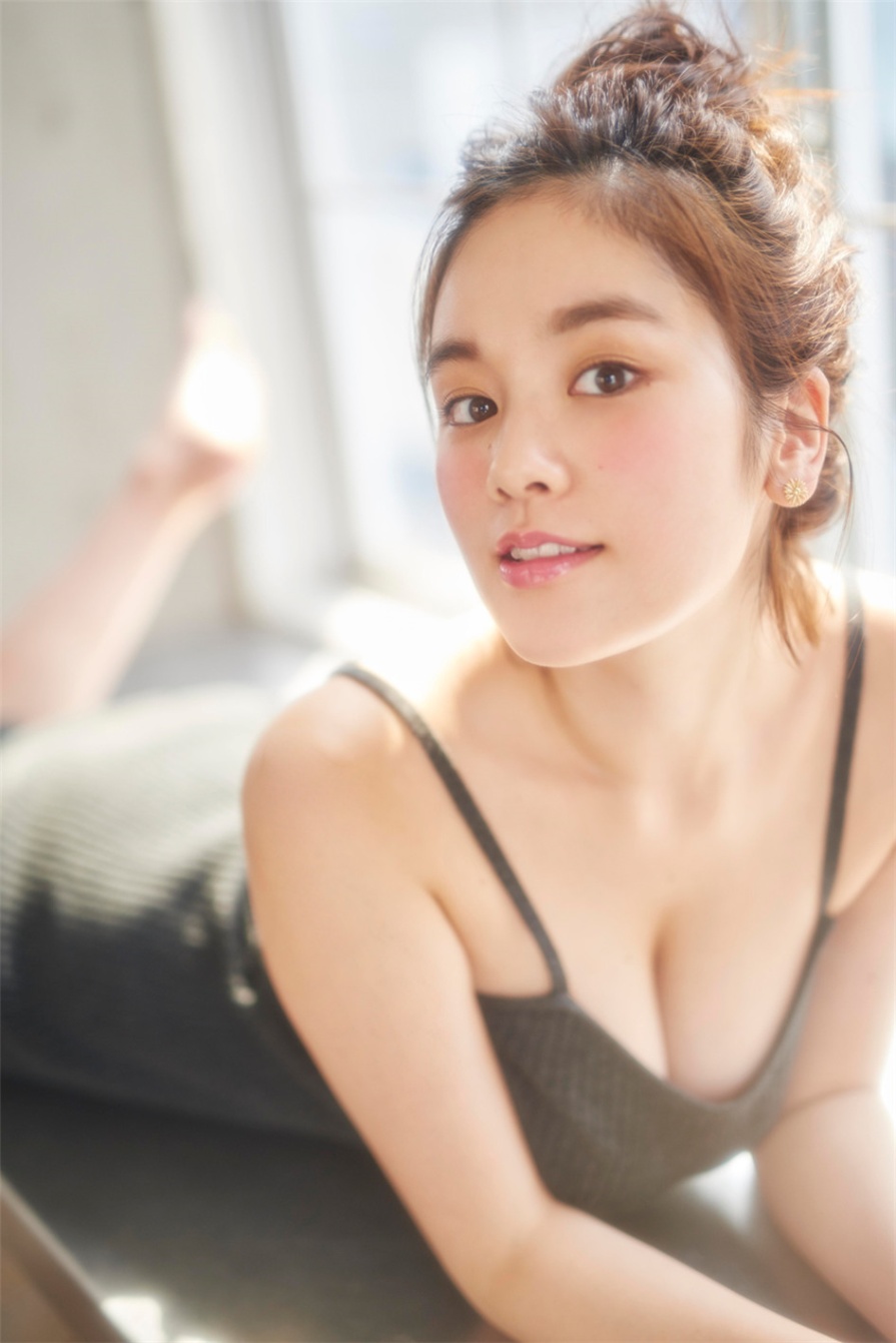 日本一线写真偶像美女笕美和子爆乳比基尼诱惑图片(第32页)