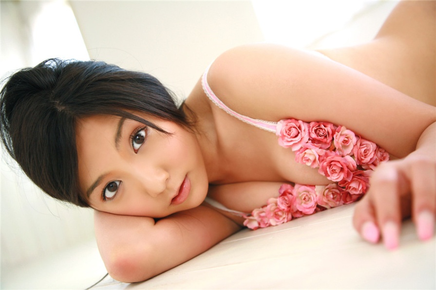 日本可爱美女りりあん美乳写真图片(第37页)