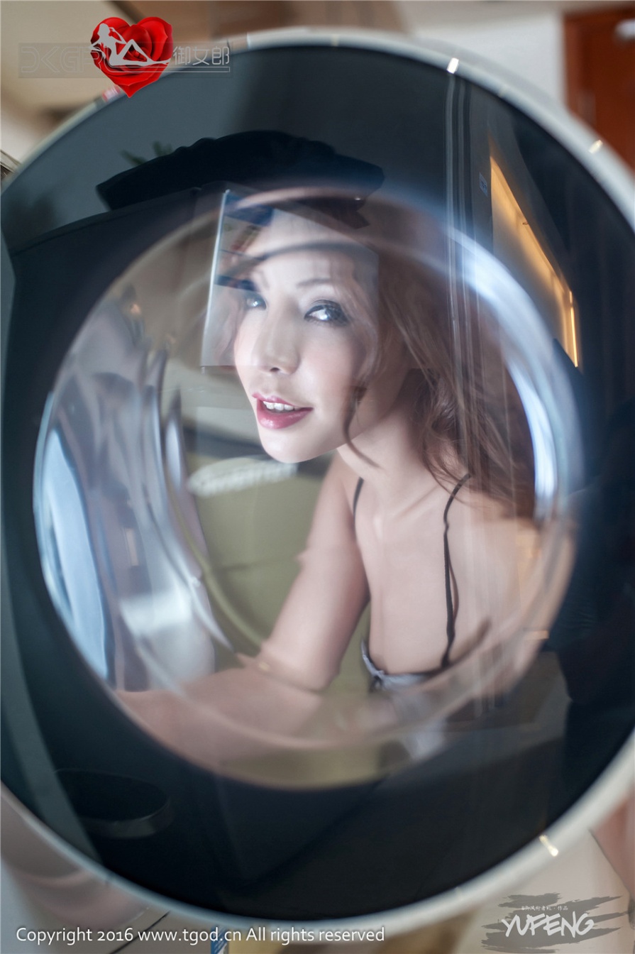 宅男女神Elise谭晓彤情趣蕾丝睡衣美臀写真图片(第10页)