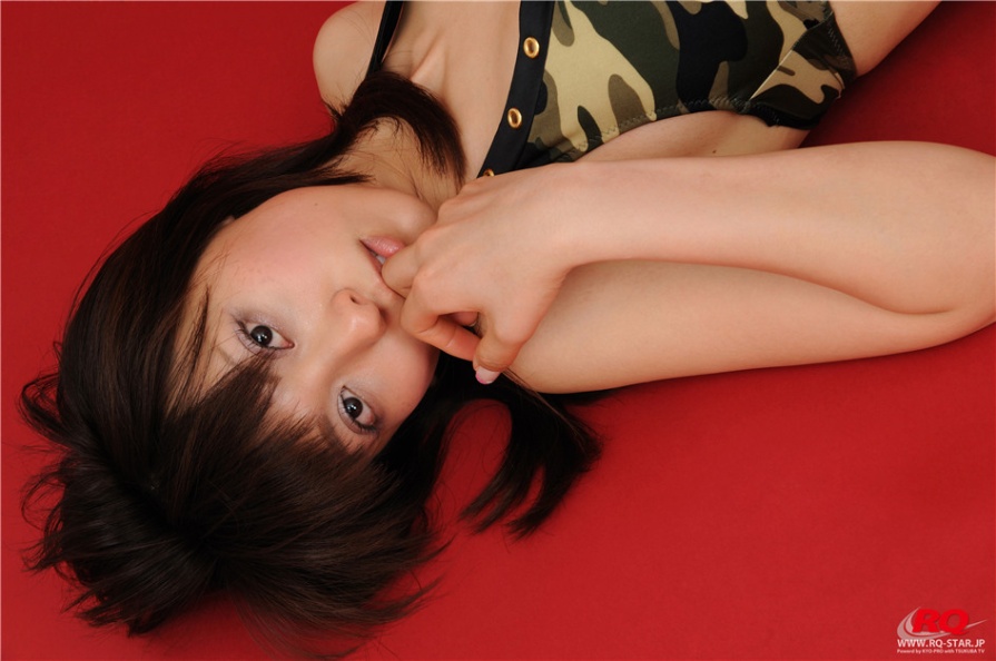 日本性感少妇浅田ほのか美腿高跟诱惑图片(第28页)
