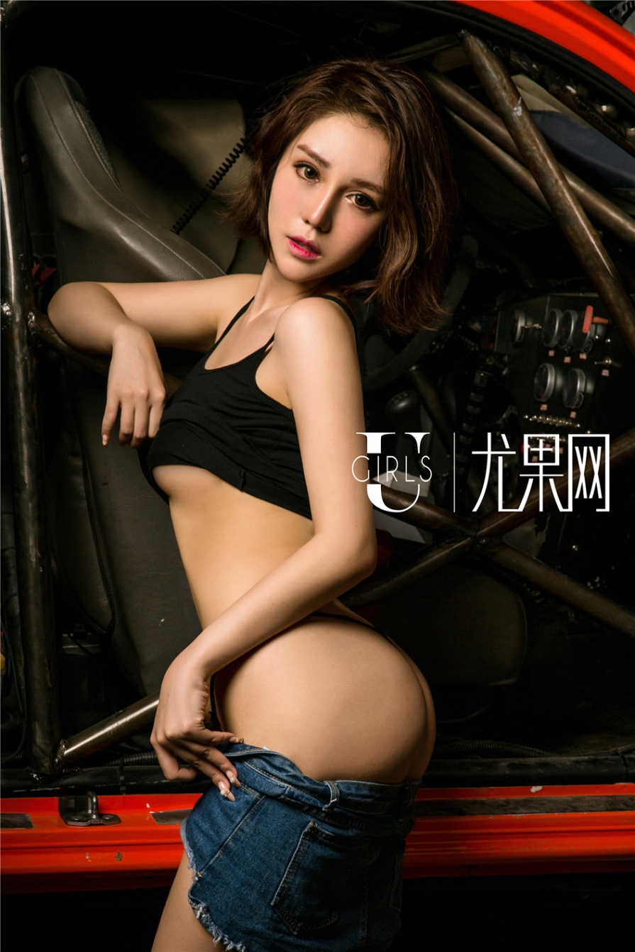  时尚美女王尔琳丁字裤翘臀诱人写真图片(第53页)
