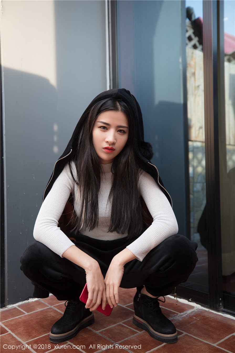 时尚美女以瑟室外性感内衣翘臀诱惑写真图片(第17页)