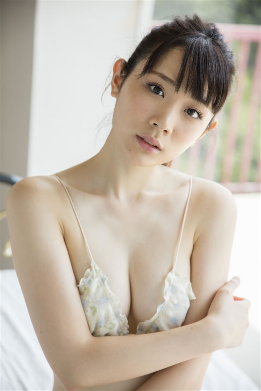 日本小清新美女末永みゆ性感内衣翘臀写真图片(第36页)