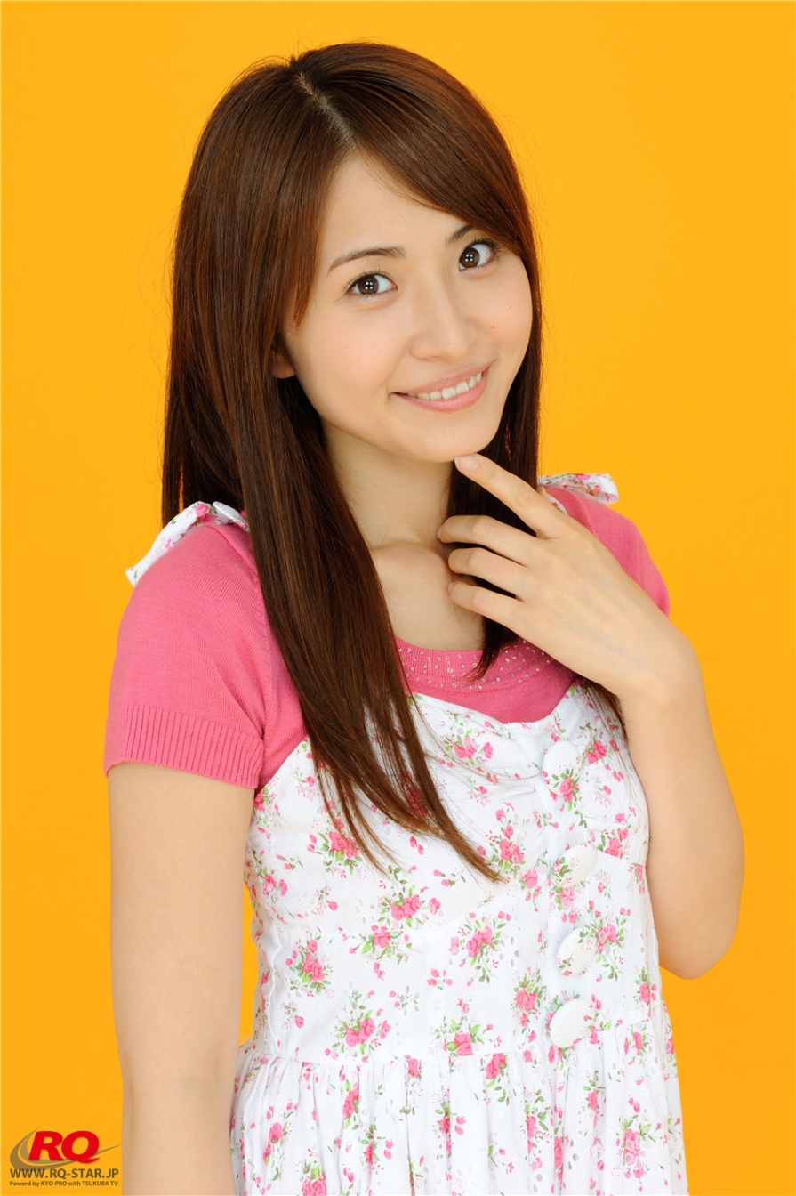 日本可爱美女澤井玲菜迷人笑容室内私房写真图片大全(第35页)