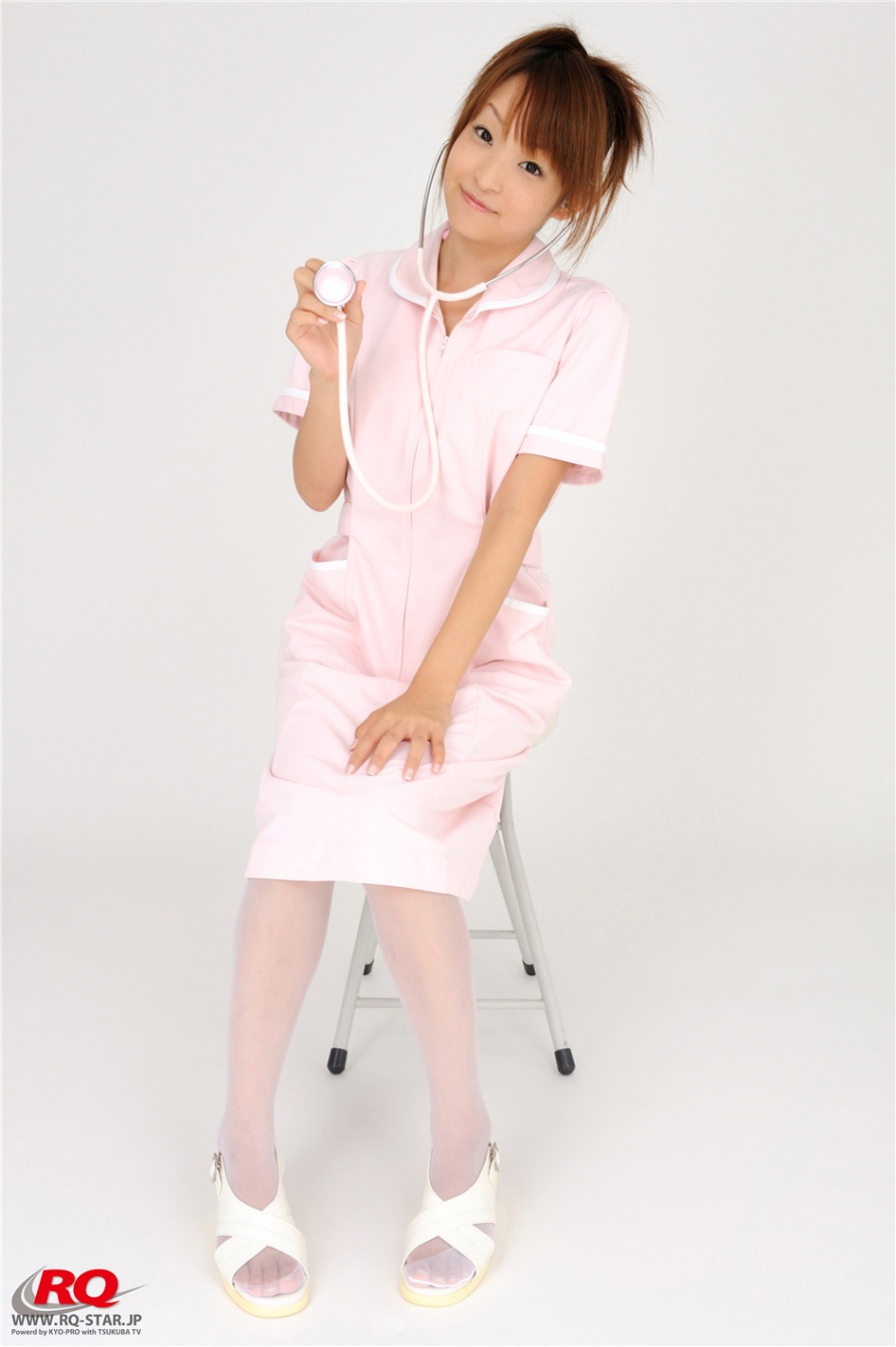 日本美女青木未央粉色护士装写真(第30页)