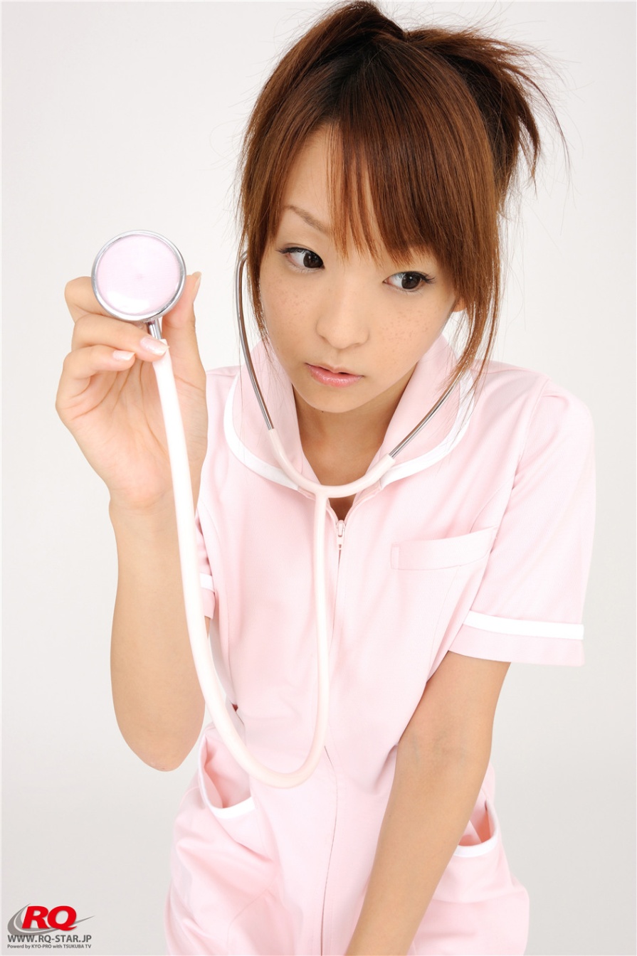 日本美女青木未央粉色护士装写真(第45页)