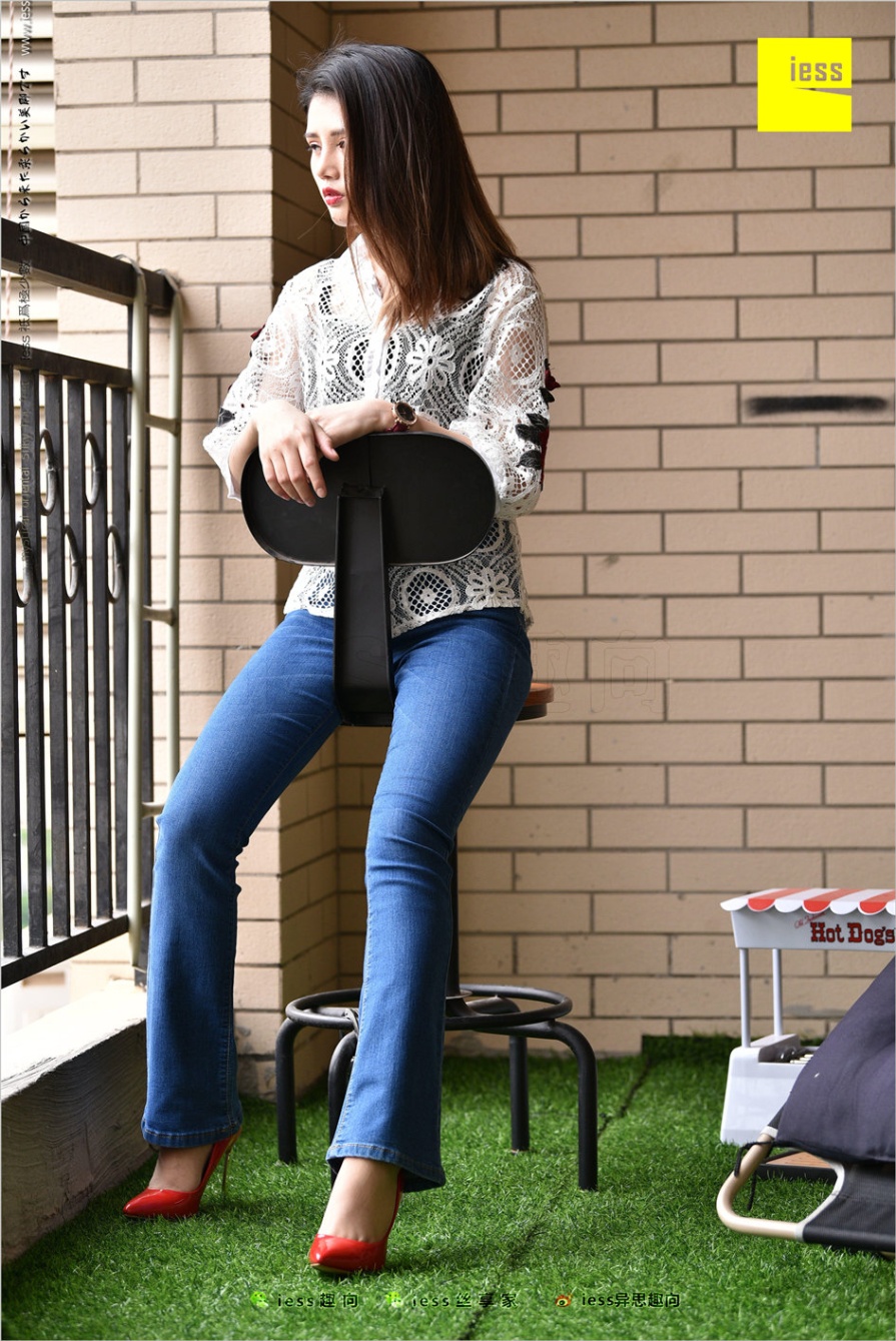 长发美女广炎室内透视蕾丝上衣高跟写真图片(第21页)