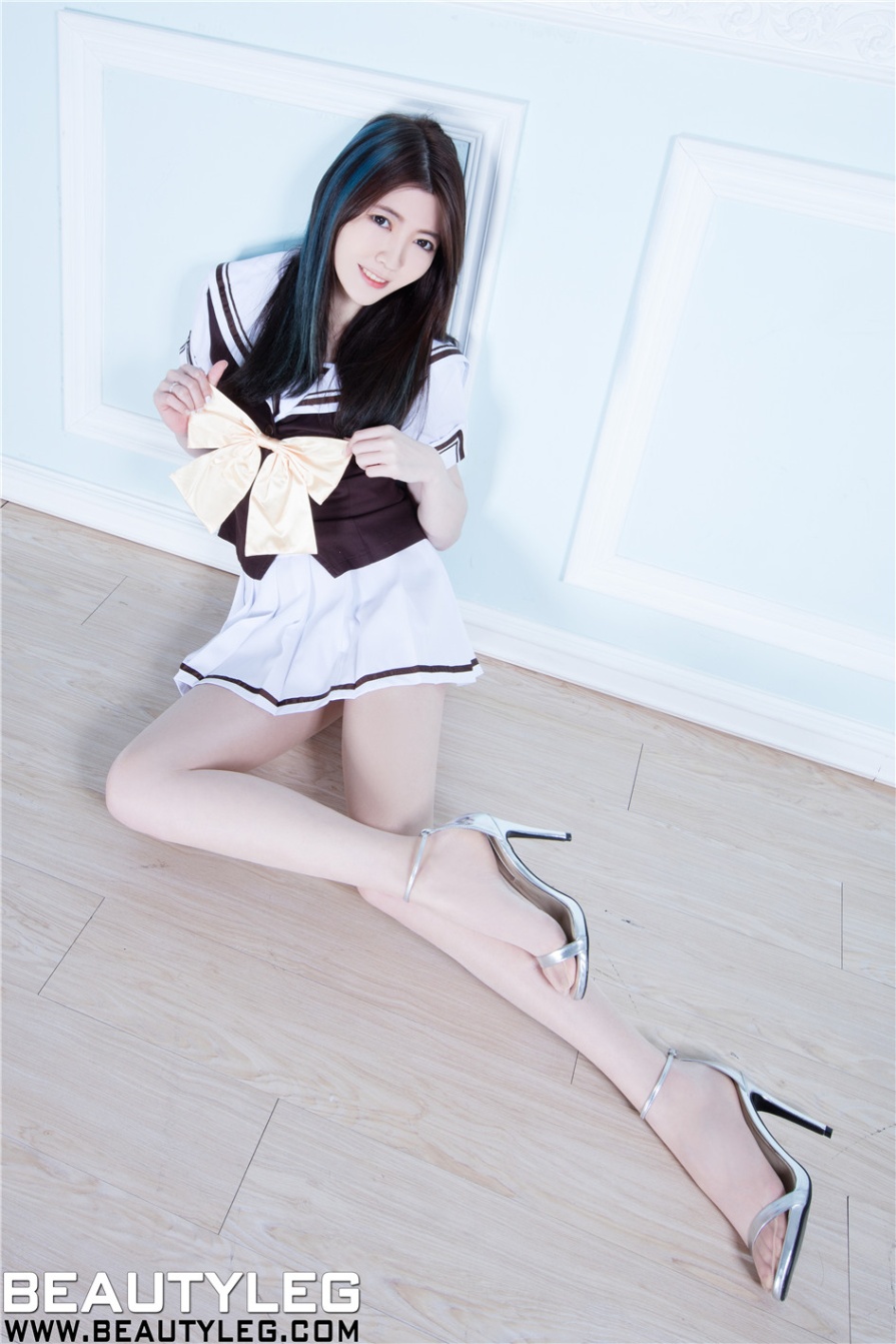 台湾美女Brindy白色超短裙美腿写真图片(第7页)