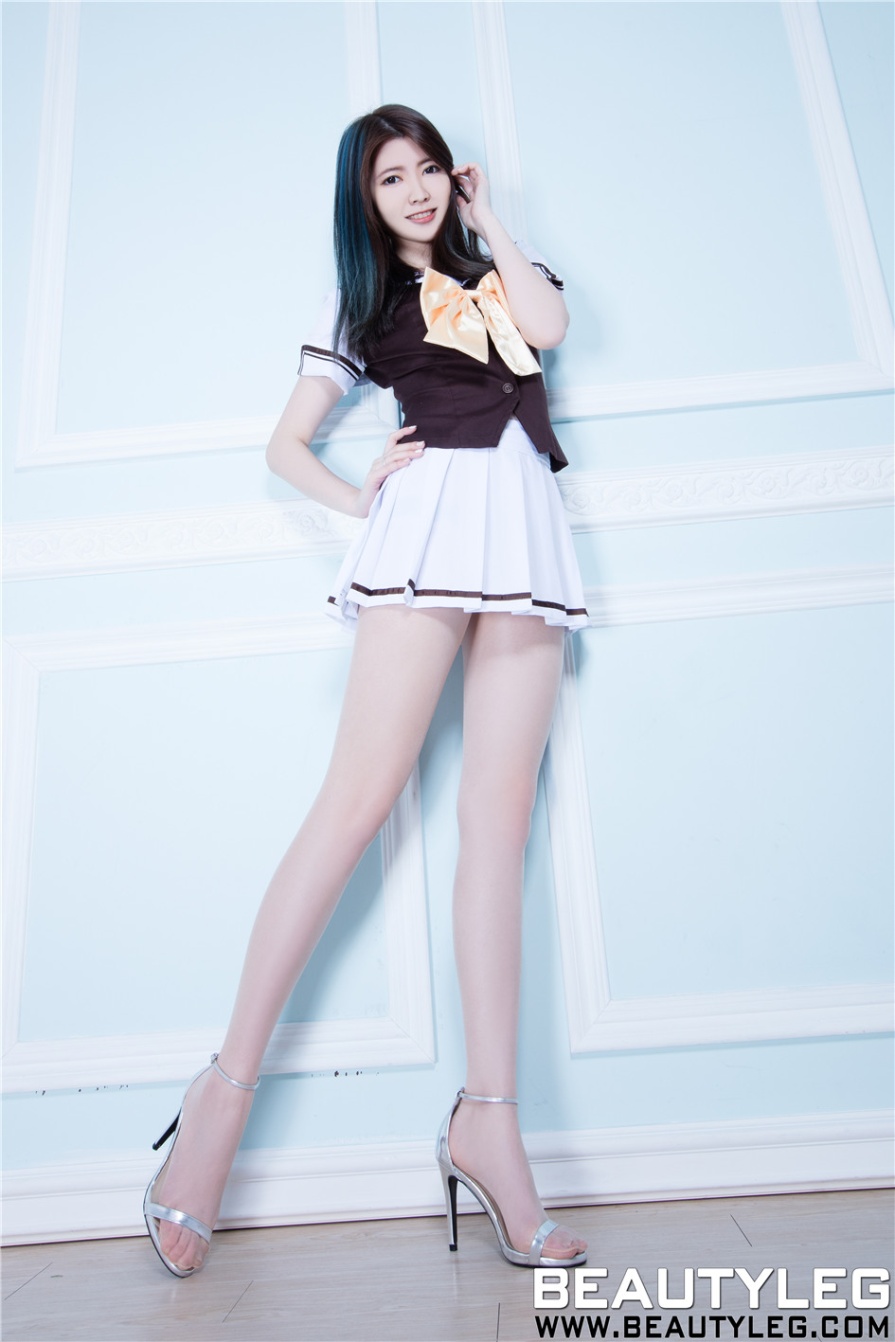 台湾美女Brindy白色超短裙美腿写真图片(第23页)