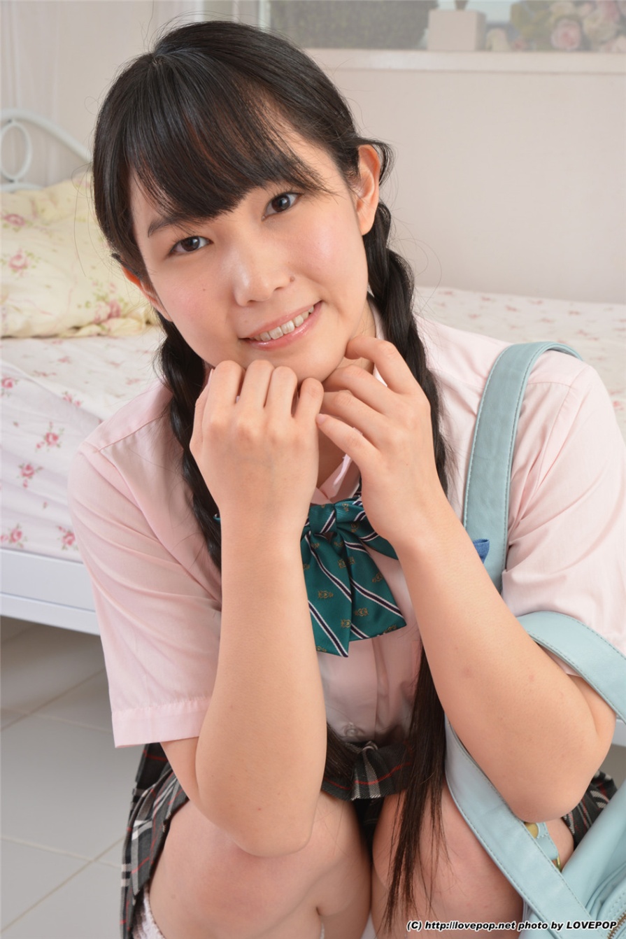 学生装美女春日野結衣肥臀诱惑私房照(第35页)