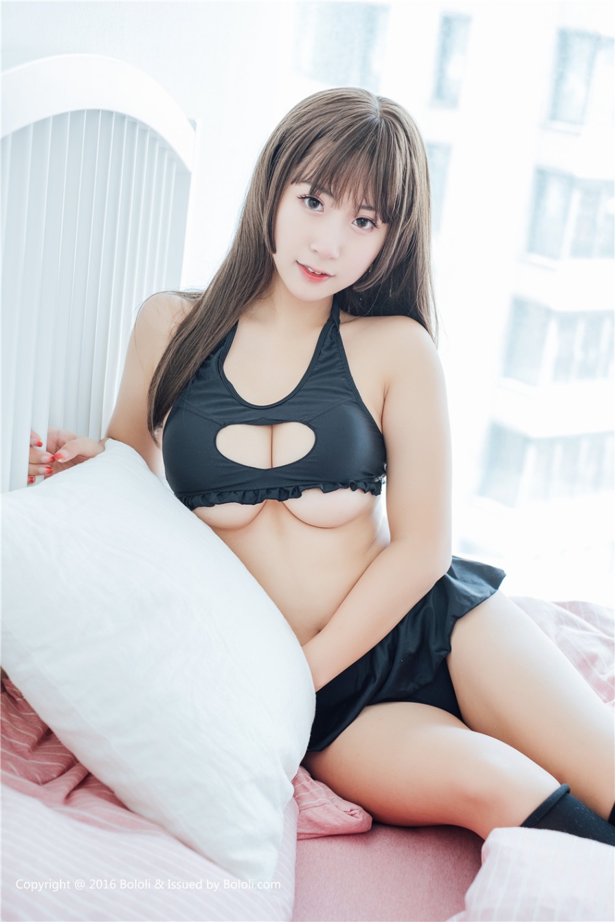 超短裙美女猫九酱Sakura白皙玉乳翘臀写真图片(第2页)