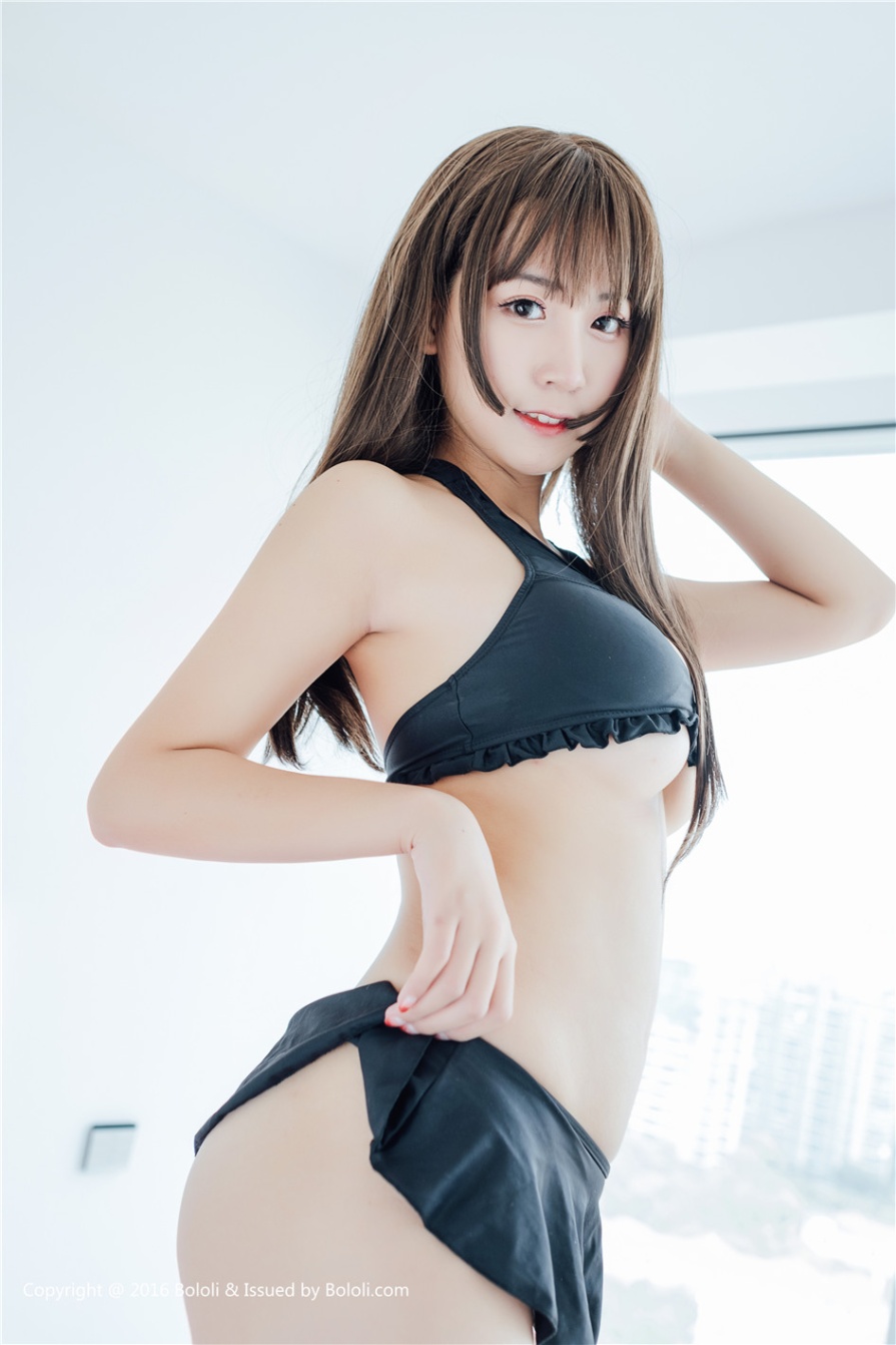 超短裙美女猫九酱Sakura白皙玉乳翘臀写真图片(第20页)