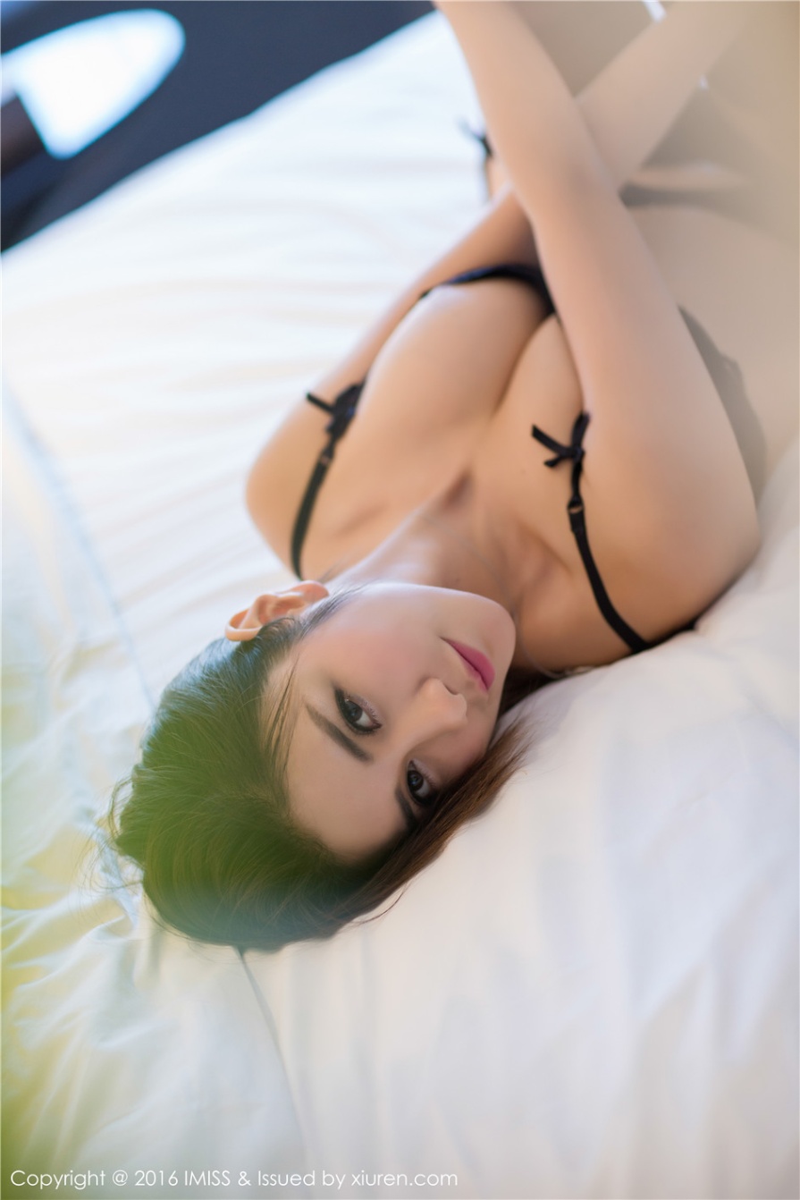 极品美女李李七七喜喜床上情趣睡衣美腿诱惑写真图片(第40页)