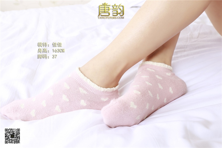 性感嫩模佳佳床上美足诱人私房照(第12页)