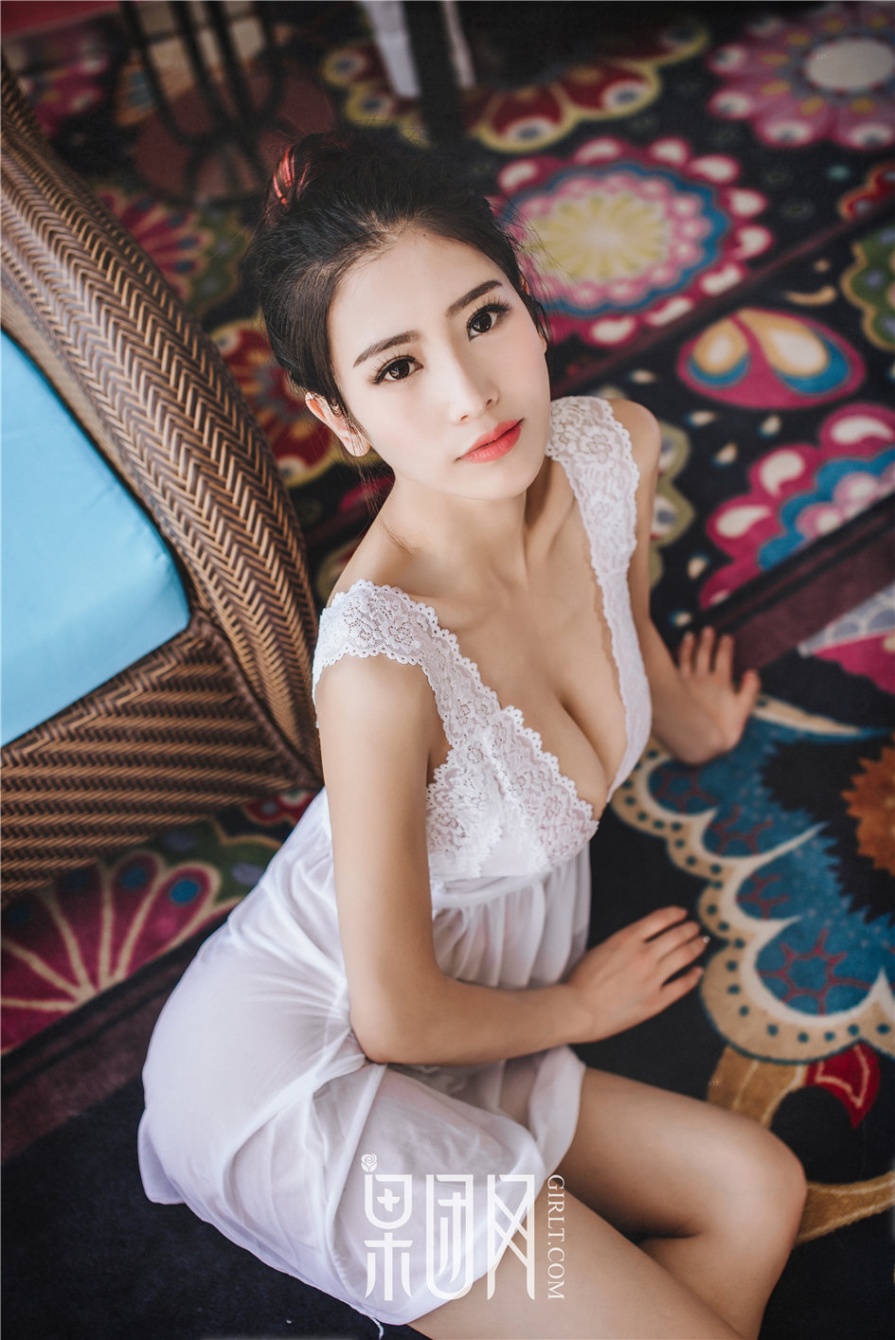 性感腿模灵儿室内情趣睡衣美足诱惑写真图片(第27页)
