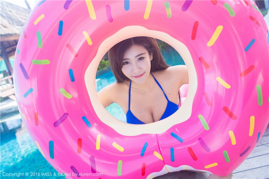 性感嫩模程小烦不烦性感泳衣迷人胸部写真图片(第28页)