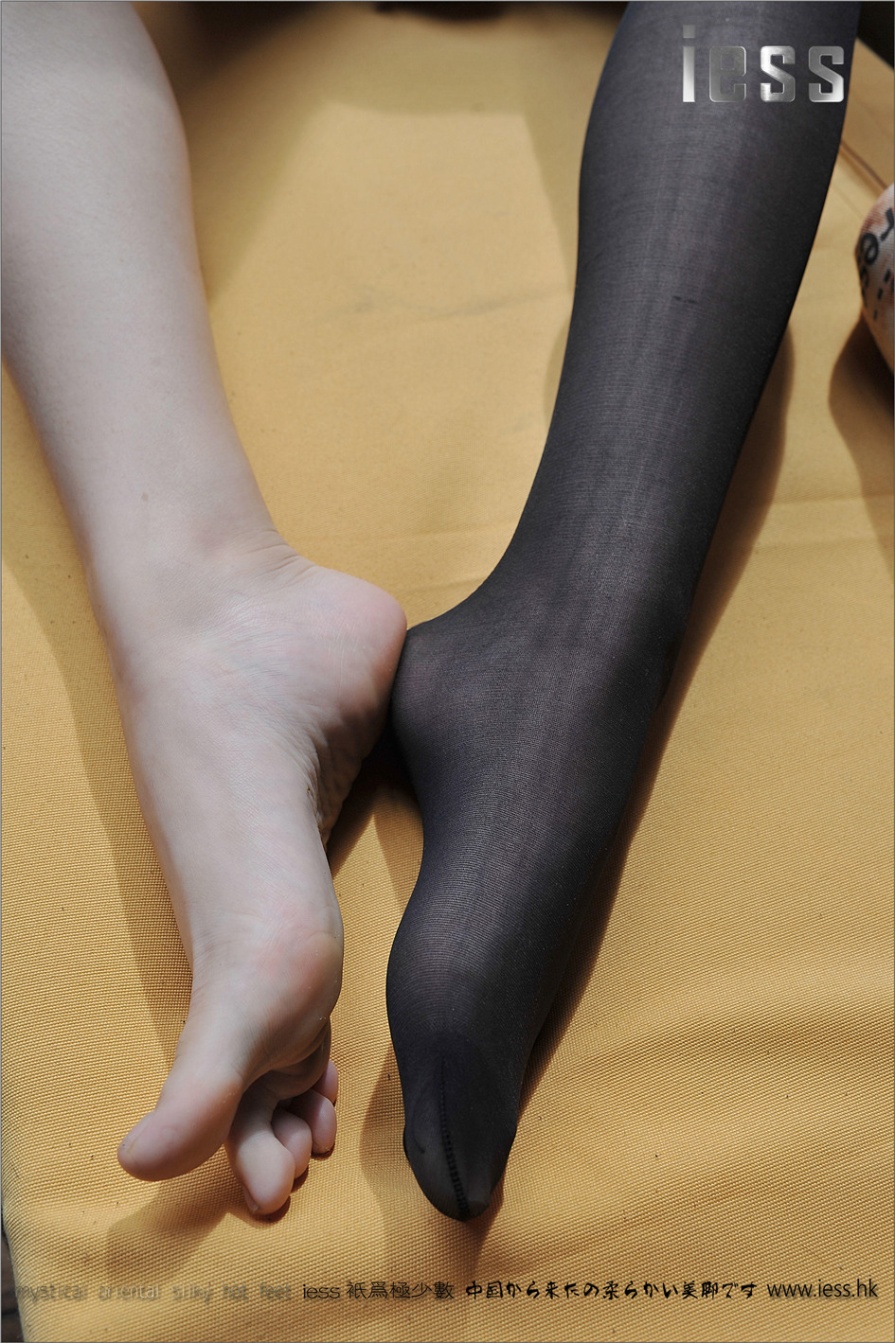 骨感美女小夕黑丝美足性感写真(第35页)