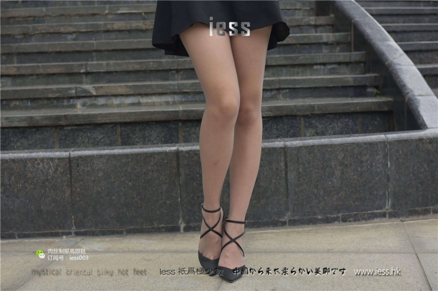 OL装美女欣欣丝袜美足街拍(第56页)