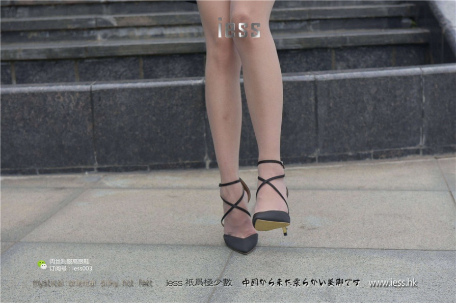 OL装美女欣欣丝袜美足街拍(第57页)