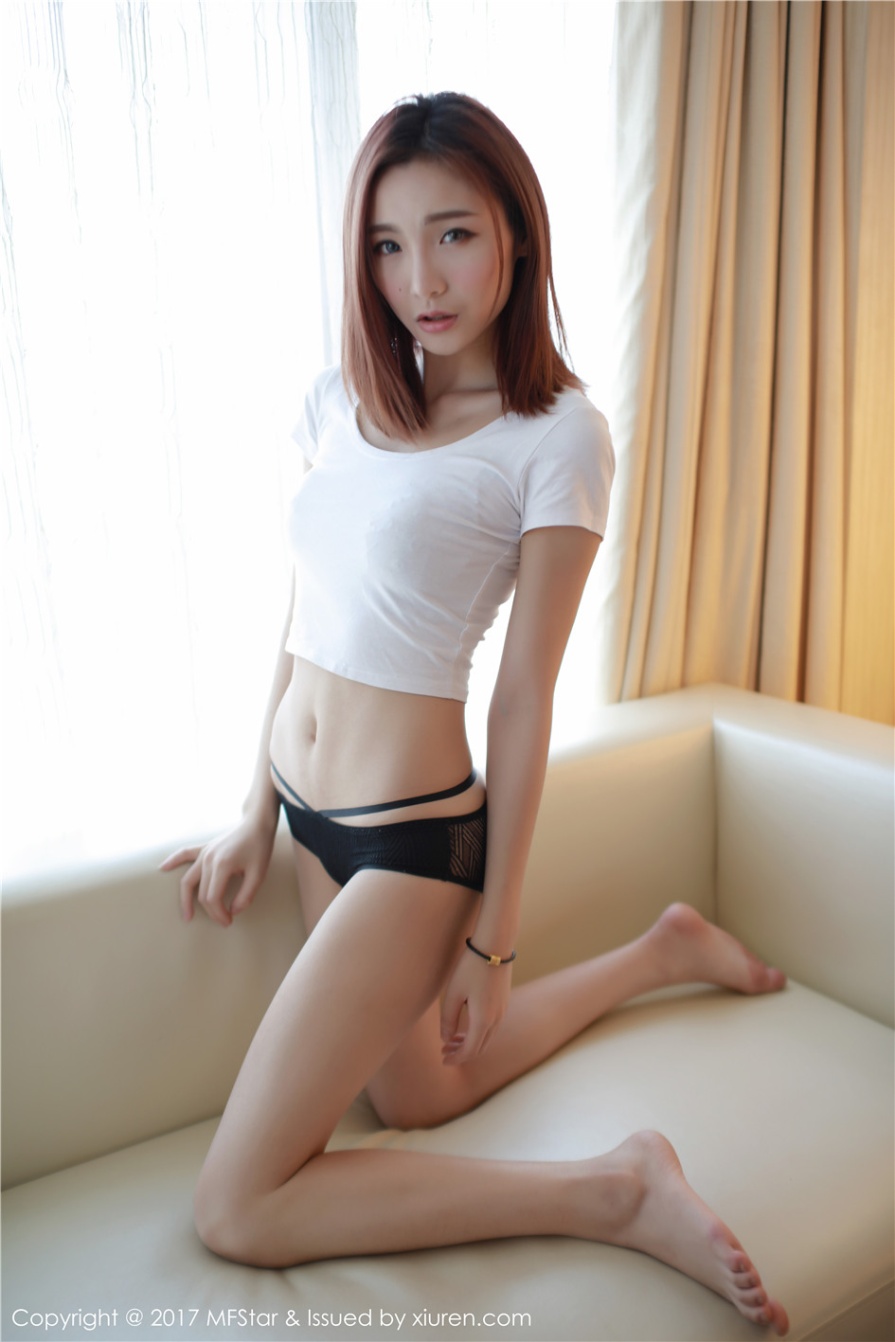 冷艳美女Hana极品身材蕾丝内衣极度诱惑写真图片(第9页)