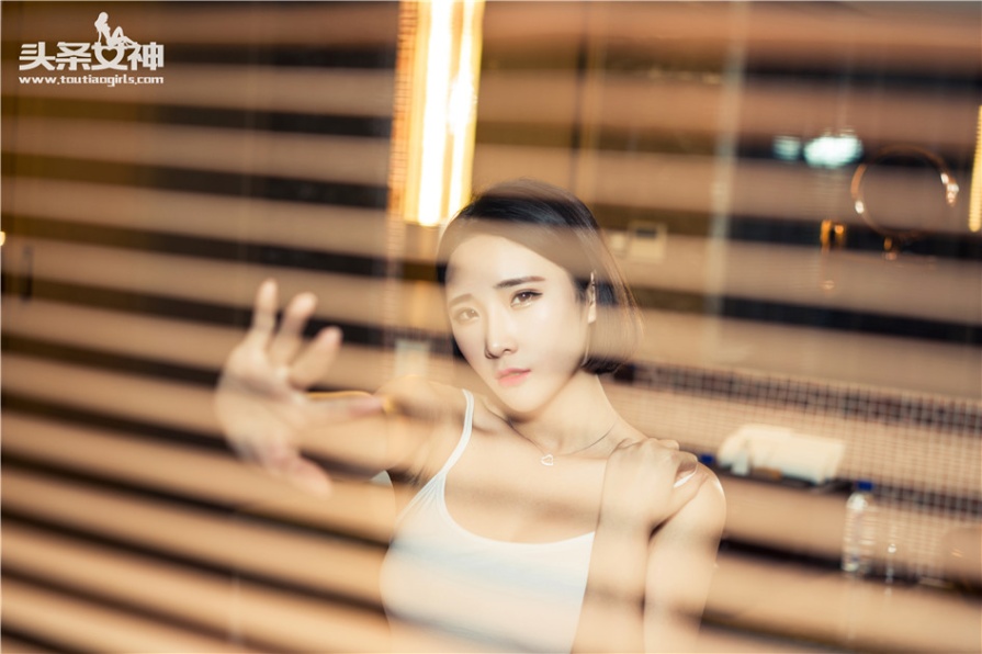 短发美女秦若兮酒庄性感美足私拍(第26页)