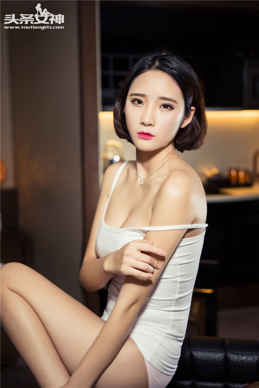 短发美女秦若兮酒庄性感美足私拍(第38页)