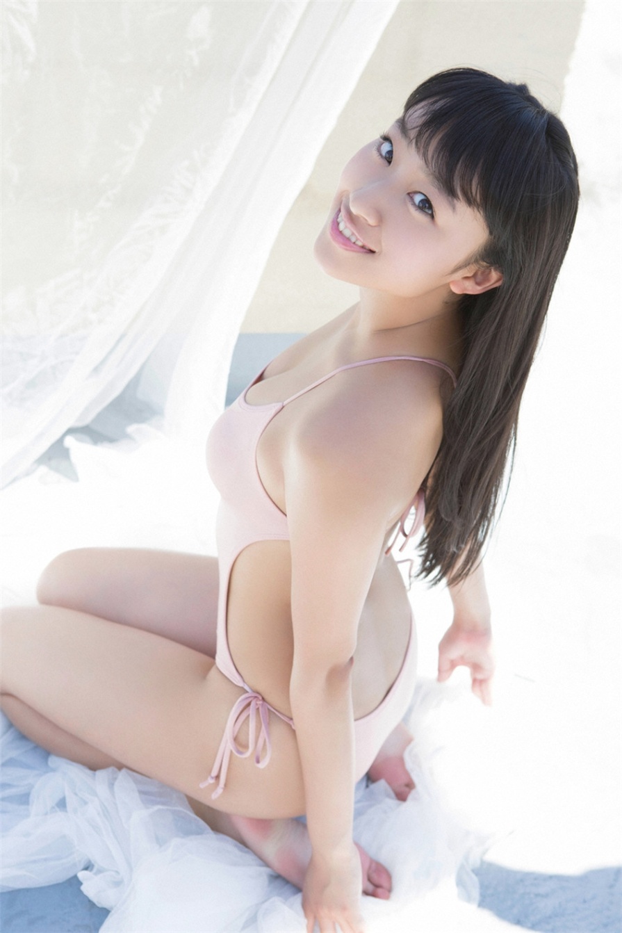 日本清纯美女木村涼香比基尼白嫩胸部写真图片(第72页)