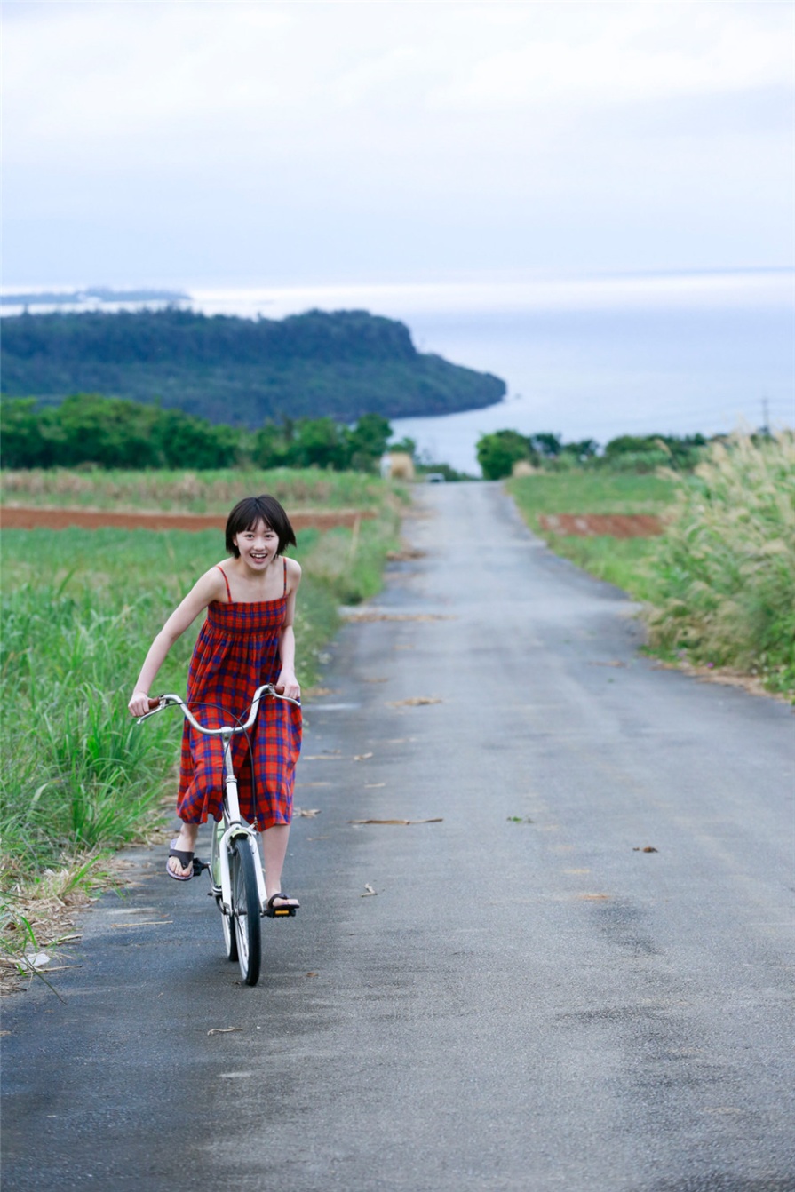 日本童颜美女工藤遥生活照(第33页)