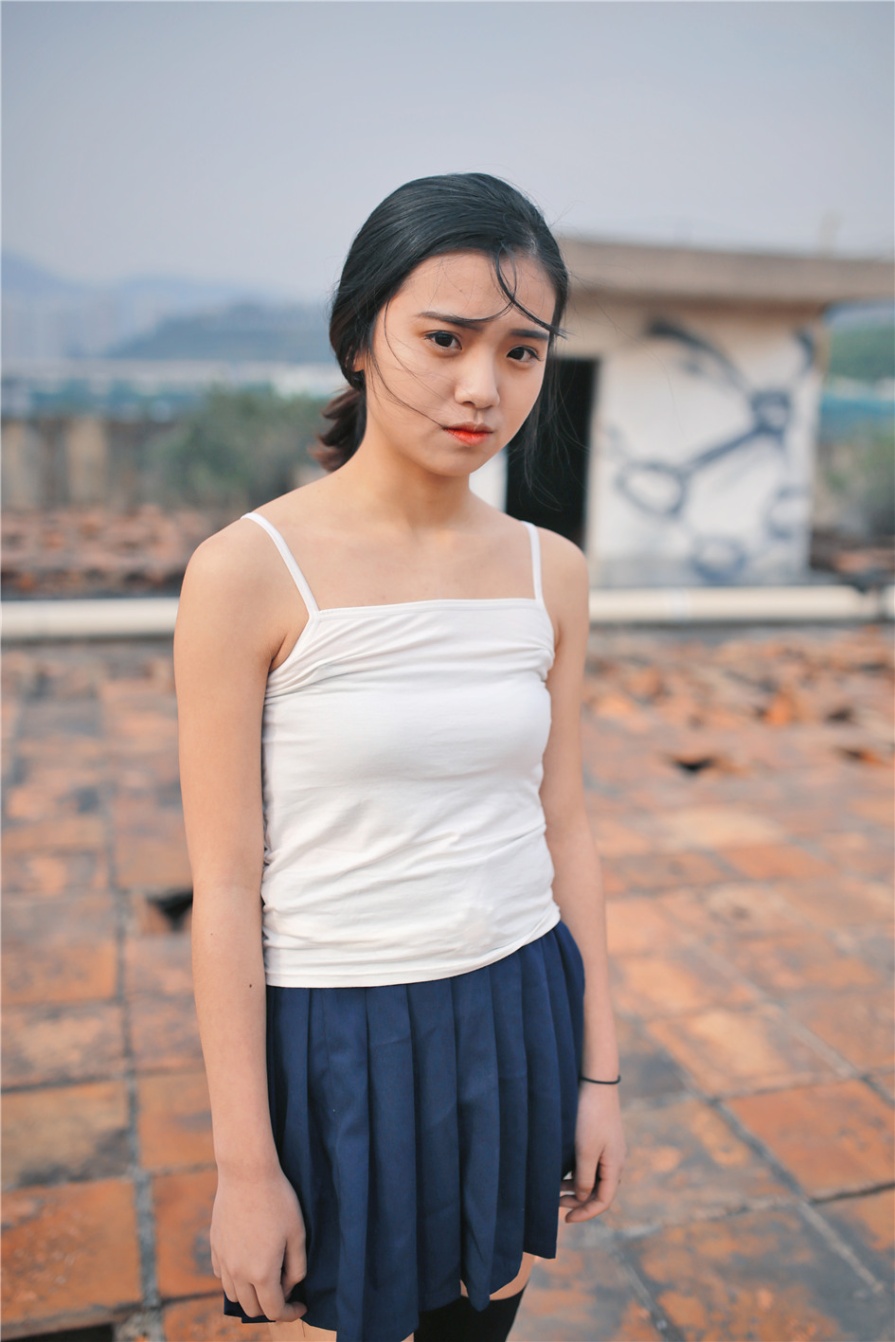 童颜美女多姿多彩的生活照写真(第26页)