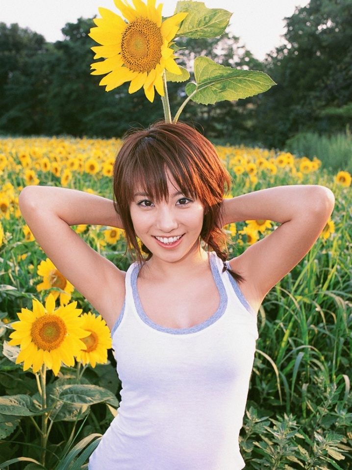 泳装美女山本梓性感生活照(第42页)