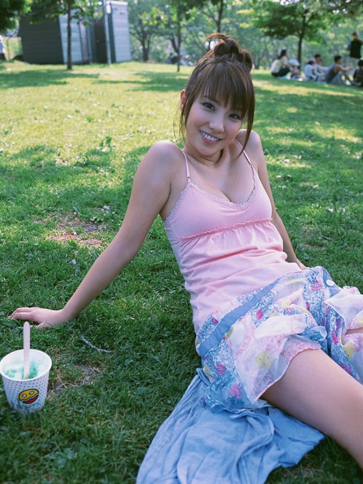 泳装美女山本梓性感生活照(第44页)