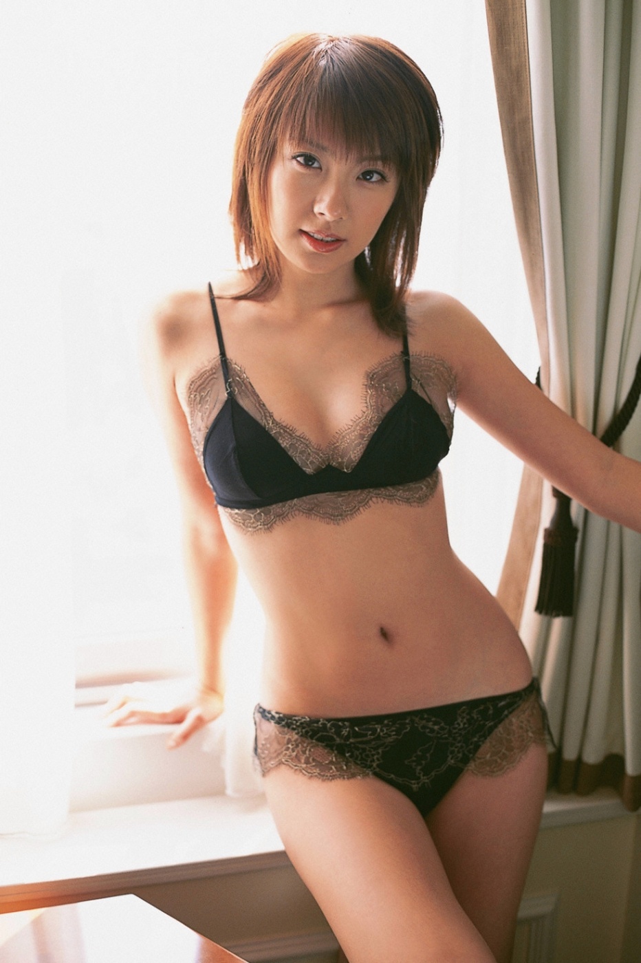 泳装美女山本梓性感生活照(第104页)