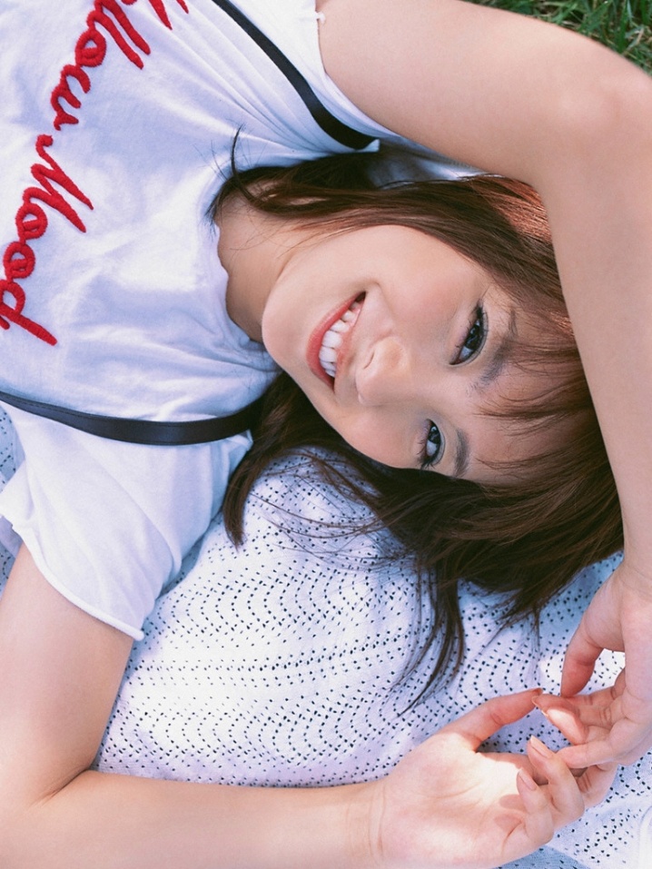 泳装美女山本梓性感生活照(第111页)