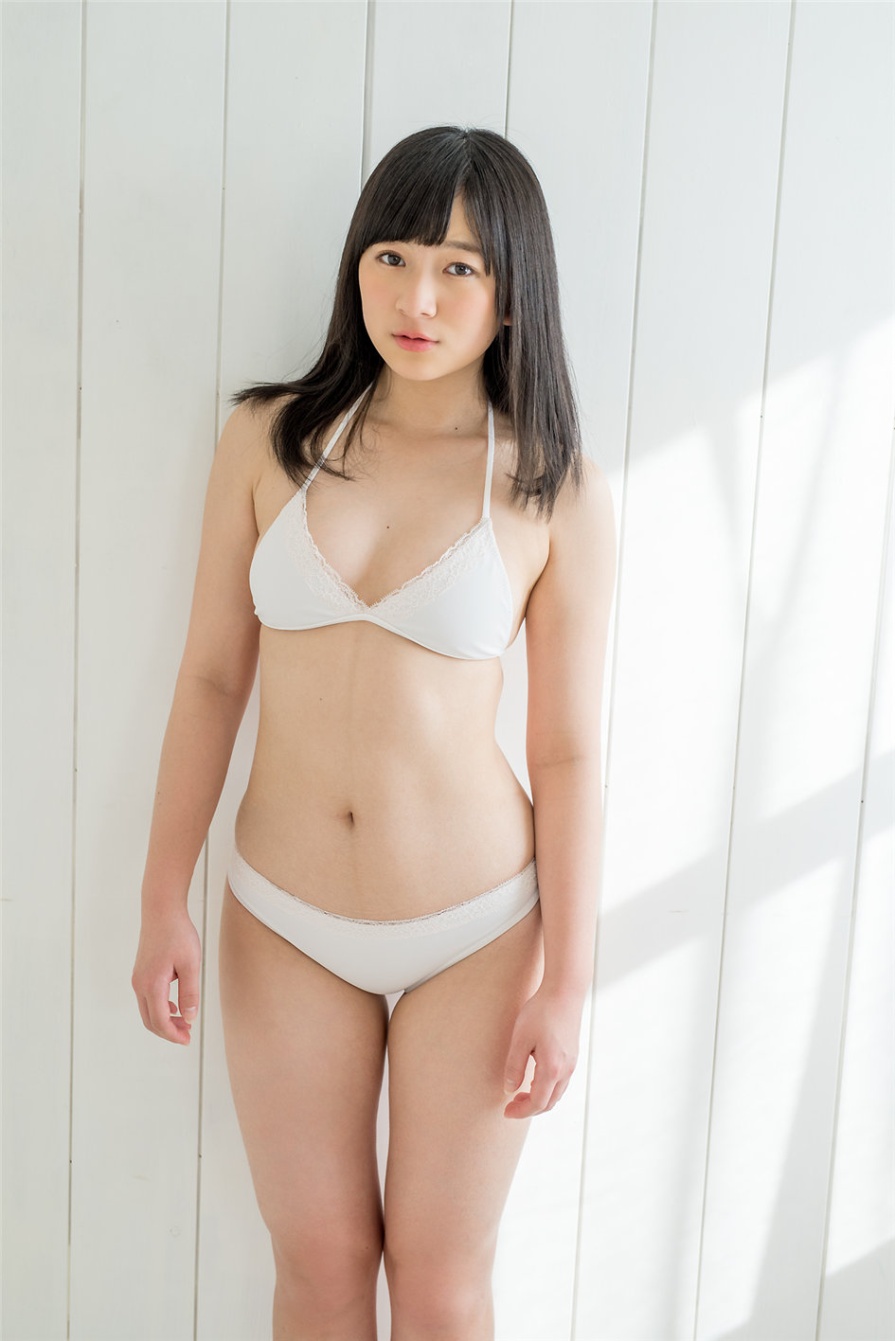 日本90后超小比基尼美女河村みるく撩人写真图片(第5页)