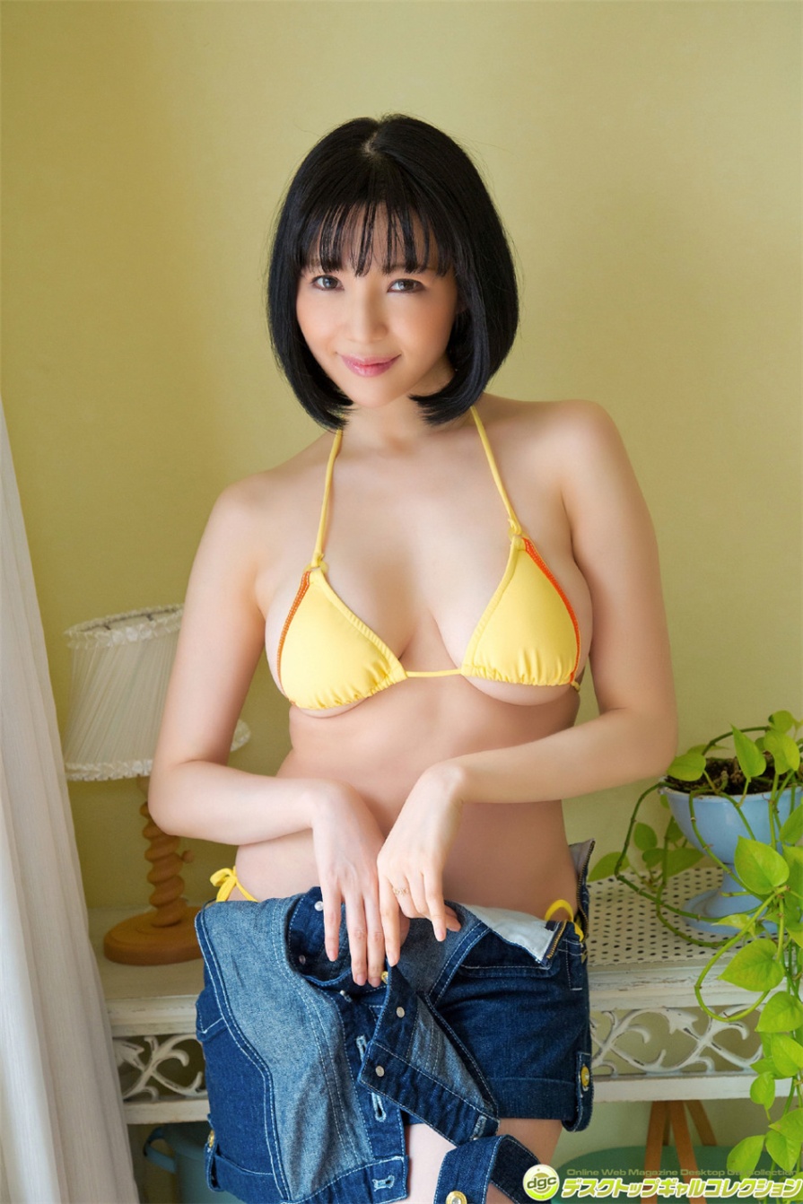 日本大胸写真美女森下悠里比基尼美腿诱惑写真图(第16页)