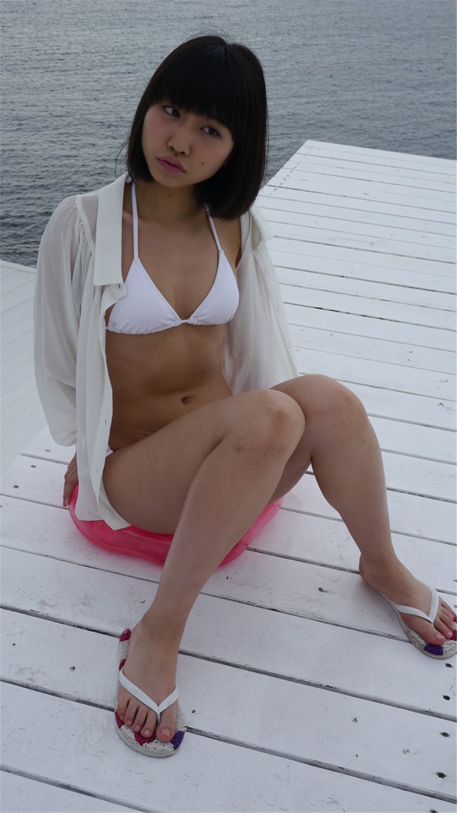 清纯美女高岡未來比基尼写真(第18页)