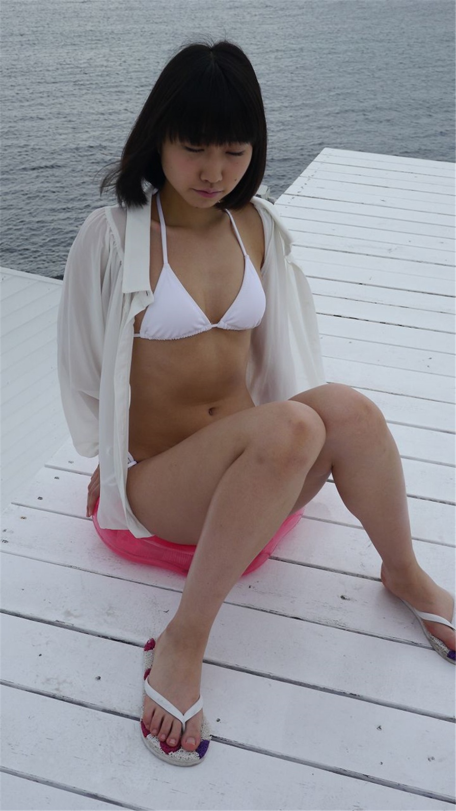 清纯美女高岡未來比基尼写真(第19页)