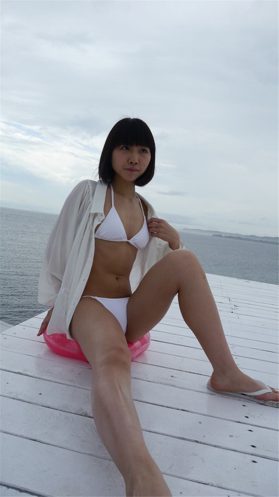 清纯美女高岡未來比基尼写真(第25页)