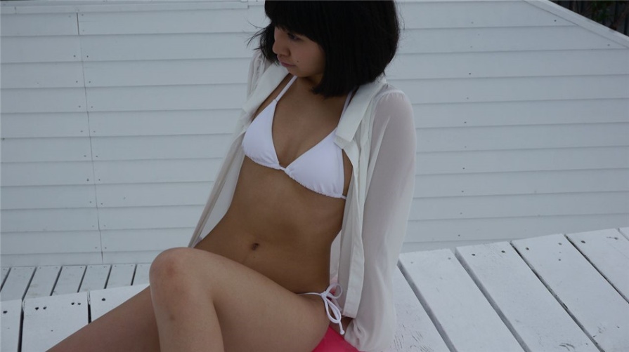清纯美女高岡未來比基尼写真(第35页)