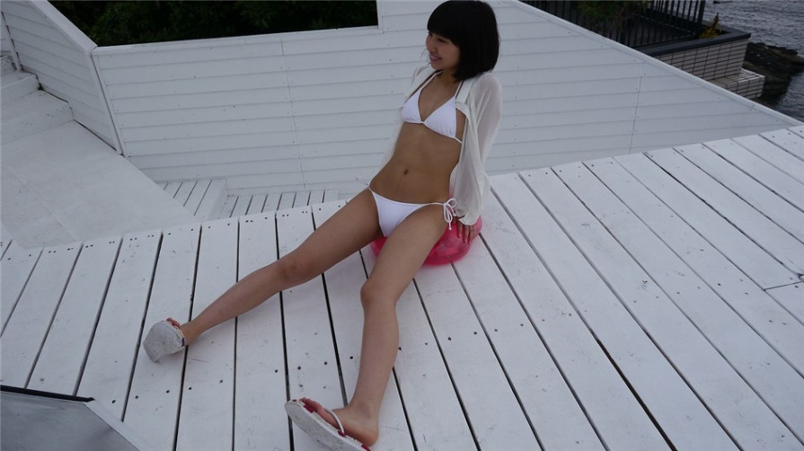 清纯美女高岡未來比基尼写真(第51页)